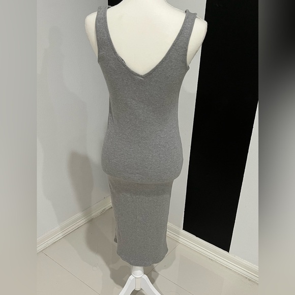 Gray Ribbed Bodycon Dress - Picture 3 of 8